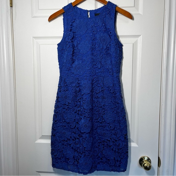 J. Crew Dresses & Skirts - J. CREW Blue Floral Lace Keyhole Sheath Sleeveless Dress Size 2